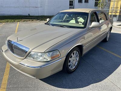 2006 Lincoln Town Car Signature Limited   - Photo 7 - Winchester, VA 22601