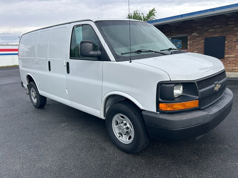 2013 Chevrolet Express 2500   - Photo 1 - Winchester, VA 22601
