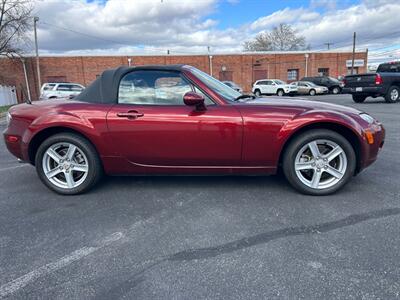 2006 Mazda MX-5 Miata Touring   - Photo 2 - Winchester, VA 22601