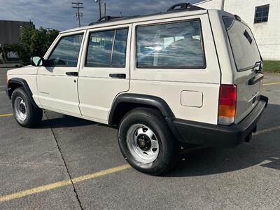 1999 Jeep Cherokee SE 4dr SE   - Photo 5 - Winchester, VA 22601
