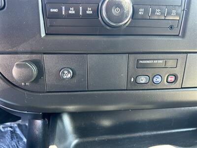 2013 Chevrolet Express LT 1500   - Photo 16 - Winchester, VA 22601