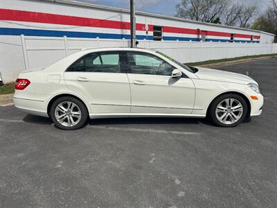 2011 Mercedes-Benz E 350 Luxury 4MATIC   - Photo 2 - Winchester, VA 22601