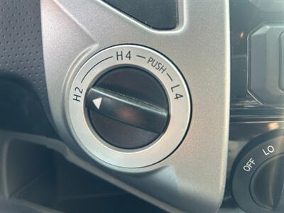 2012 Toyota Tacoma V6   - Photo 12 - Winchester, VA 22601