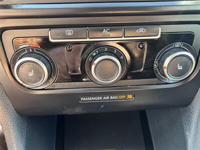 2012 Volkswagen Jetta SportWagen TDI   - Photo 16 - Winchester, VA 22601