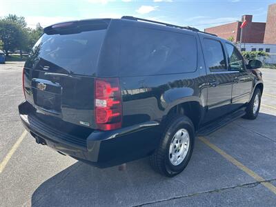 2012 Chevrolet Suburban LT   - Photo 3 - Winchester, VA 22601