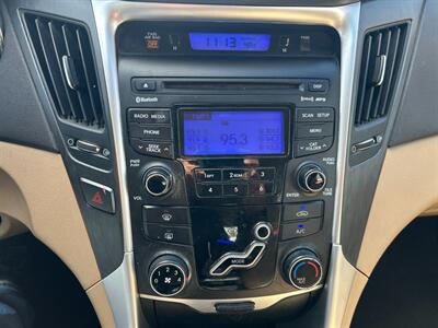 2012 Hyundai SONATA GLS   - Photo 13 - Winchester, VA 22601