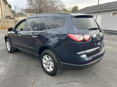 2017 Chevrolet Traverse LS   - Photo 5 - Winchester, VA 22601