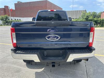 2019 Ford F-350 Super Duty XLT   - Photo 3 - Winchester, VA 22601