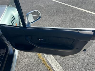 1999 BMW Z3 2.3   - Photo 11 - Winchester, VA 22601