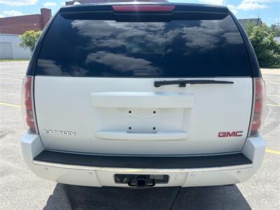 2007 GMC Yukon Denali   - Photo 4 - Winchester, VA 22601