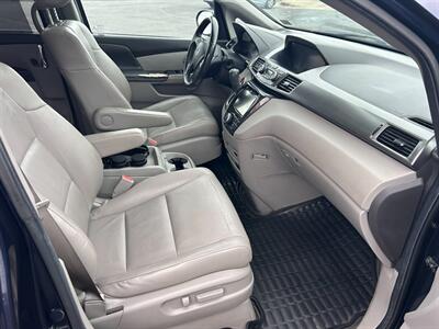 2014 Honda Odyssey Touring - Photo 14 - Winchester, VA 22601