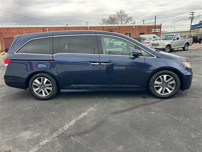 2014 Honda Odyssey Touring - Photo 2 - Winchester, VA 22601