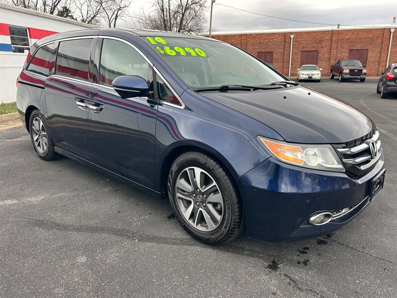 2014 Honda Odyssey Touring   - Photo 1 - Winchester, VA 22601