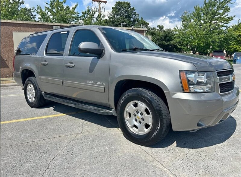 2012 Chevrolet Suburban LT - Photo 1 - Winchester, VA 22601