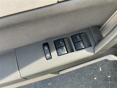 2008 Ford Focus SE - Photo 15 - Winchester, VA 22601