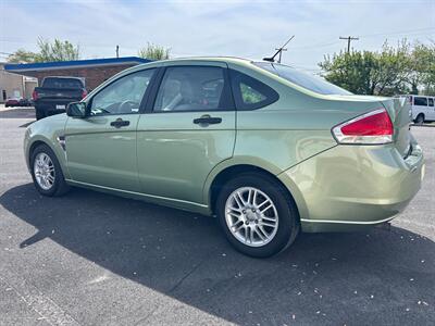 2008 Ford Focus SE - Photo 6 - Winchester, VA 22601