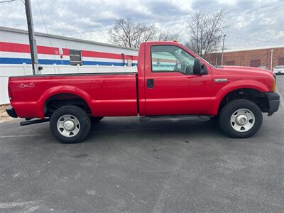 2007 Ford F-250 XL 4X4   - Photo 2 - Winchester, VA 22601