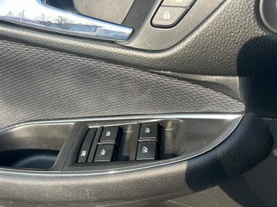 2018 Chevrolet Cruze LS Auto   - Photo 19 - Winchester, VA 22601