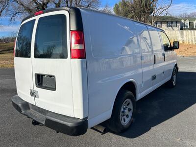 2010 Chevrolet Express 1500   - Photo 3 - Winchester, VA 22601