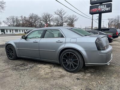 2006 Chrysler 300 Series SRT-8   - Photo 5 - Elkhart, IN 46514