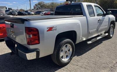 2013 Chevrolet Silverado 1500 LT   - Photo 4 - Elkhart, IN 46514