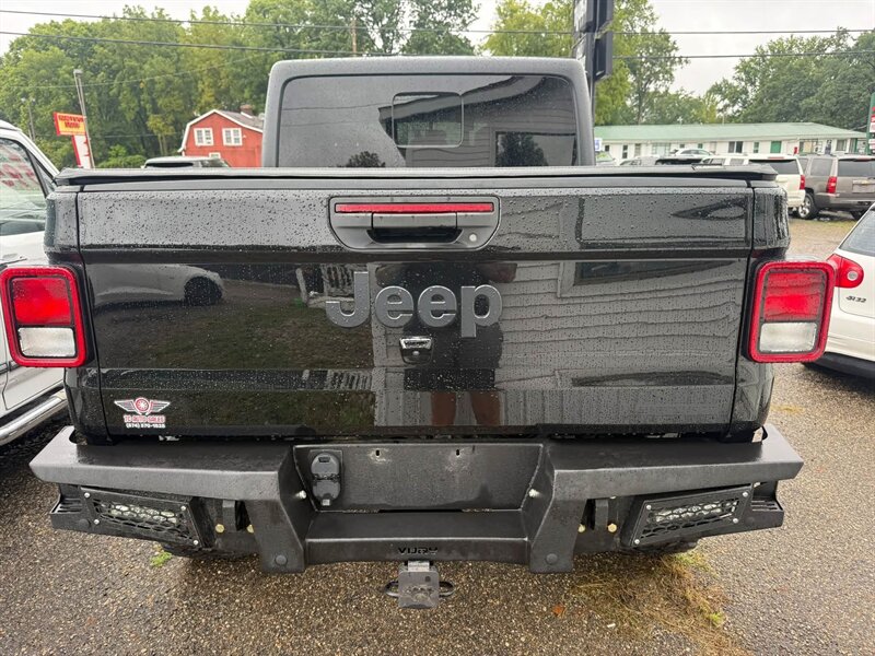2021 Jeep Gladiator Sport - Photo 6 - Elkhart, IN 46514