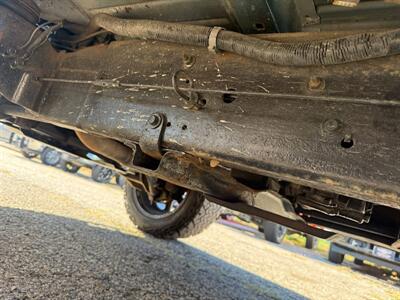 2002 Chevrolet Silverado 2500 LT 4dr Crew Cab LT   - Photo 25 - Elkhart, IN 46514