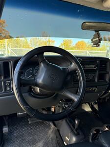 2002 Chevrolet Silverado 2500 LT 4dr Crew Cab LT   - Photo 11 - Elkhart, IN 46514