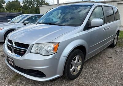 2012 Dodge Grand Caravan SXT   - Photo 1 - Elkhart, IN 46514
