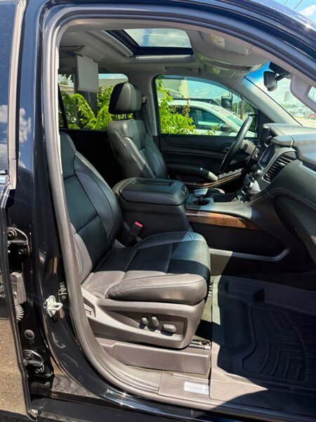 2017 Chevrolet Tahoe LT - Photo 15 - Elkhart, IN 46514