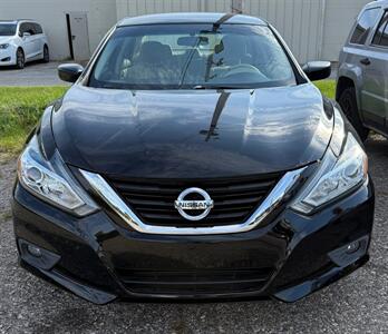 2017 Nissan Altima 2.5 S   - Photo 3 - Elkhart, IN 46514