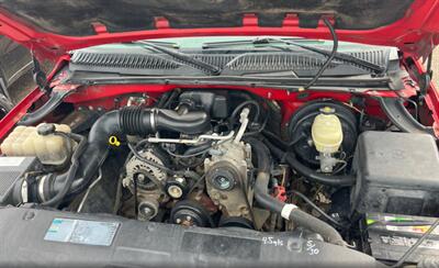 2007 GMC Sierra 1500 Work Truck   - Photo 5 - Elkhart, IN 46514