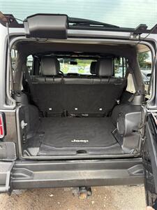 2013 Jeep Wrangler Unlimited Sahara - Photo 18 - Elkhart, IN 46514