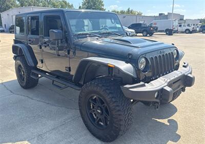 2013 Jeep Wrangler Unlimited Sahara   - Photo 3 - Elkhart, IN 46514