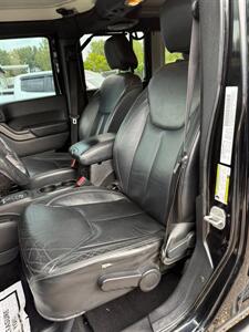 2013 Jeep Wrangler Unlimited Sahara - Photo 10 - Elkhart, IN 46514