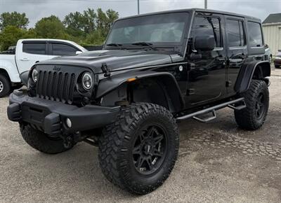 2013 Jeep Wrangler Unlimited Sahara - Photo 1 - Elkhart, IN 46514
