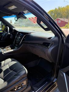 2015 Cadillac Escalade Platinum   - Photo 15 - Elkhart, IN 46514