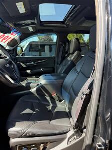 2015 Cadillac Escalade Platinum   - Photo 8 - Elkhart, IN 46514