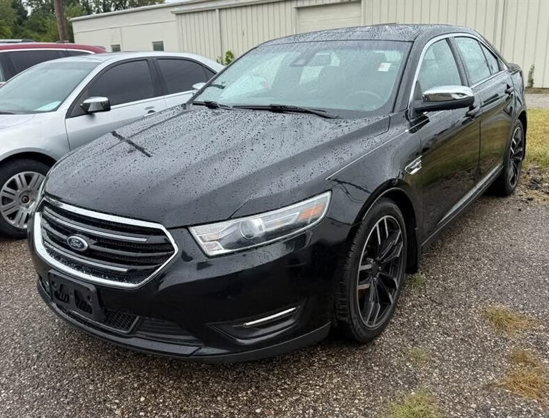 2016 Ford Taurus Limited - Photo 1 - Elkhart, IN 46514