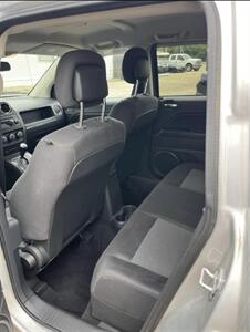 2012 Jeep Compass Sport   - Photo 9 - Elkhart, IN 46514