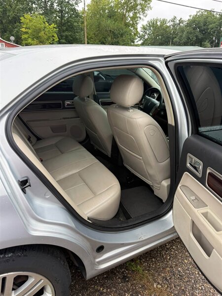 2006 Lincoln Zephyr - Photo 14 - Elkhart, IN 46514