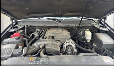 2012 GMC Yukon Denali   - Photo 11 - Elkhart, IN 46514