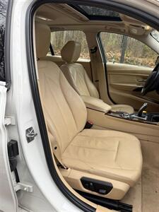 2013 BMW ActiveHybrid 3   - Photo 21 - Elkhart, IN 46514