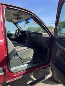 2005 Chevrolet Silverado 1500 Z71   - Photo 9 - Elkhart, IN 46514