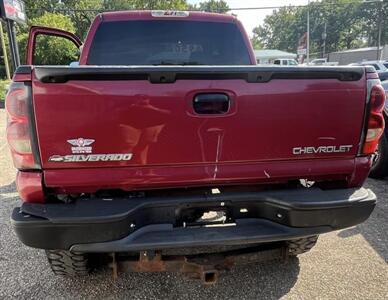 2005 Chevrolet Silverado 1500 Z71   - Photo 4 - Elkhart, IN 46514