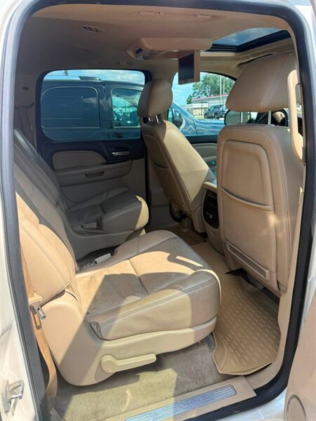2013 GMC Yukon XL Denali - Photo 26 - Elkhart, IN 46514