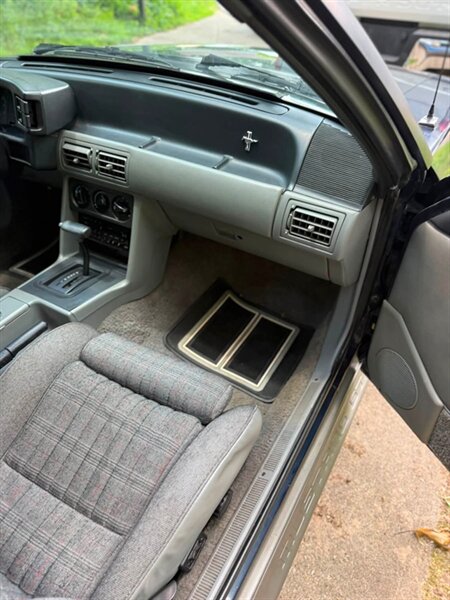 1989 Ford Mustang GT - Photo 11 - Elkhart, IN 46514