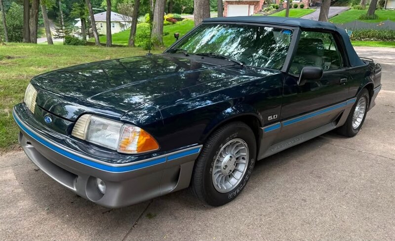1989 Ford Mustang GT - Photo 1 - Elkhart, IN 46514