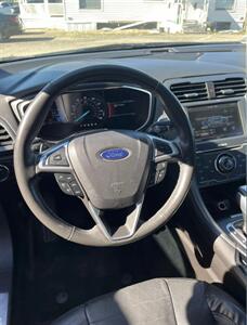 2014 Ford Fusion Titanium   - Photo 7 - Elkhart, IN 46514