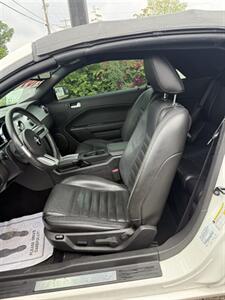 2007 Ford Mustang GT Deluxe   - Photo 7 - Elkhart, IN 46514